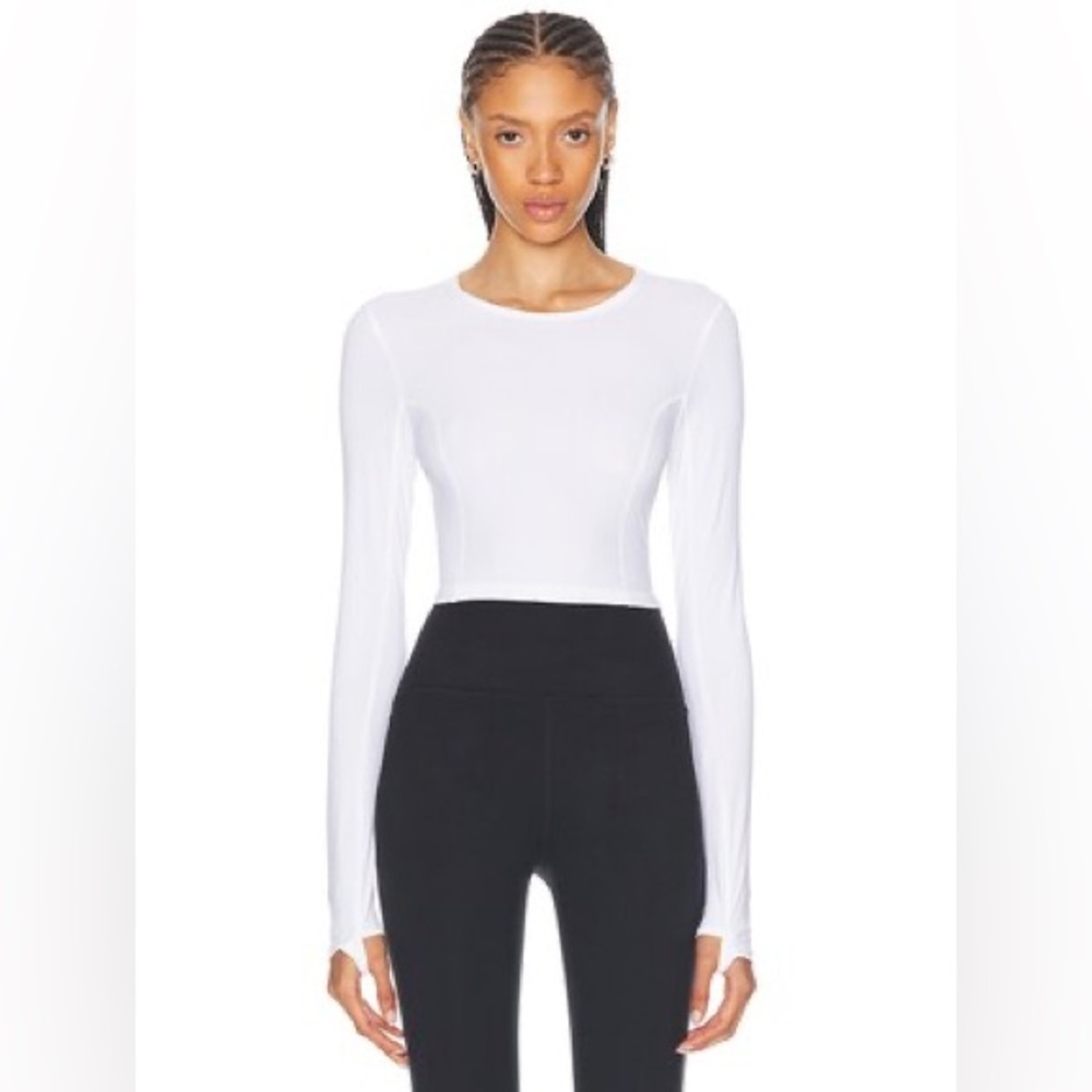 NWT Beyond Yoga Powerbeyond Lite Air Shield Cropped Long Sleeve Top White
